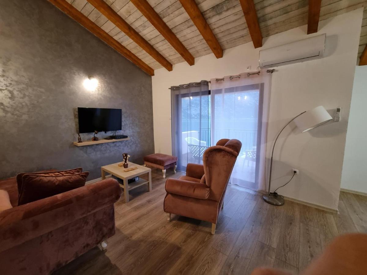 Holiday Home Cattaro Exterior photo